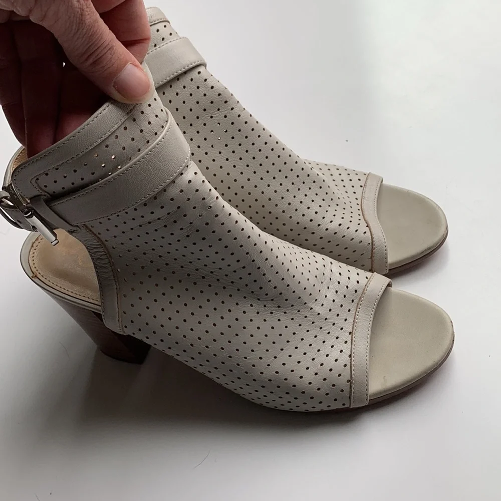 Sam Edelman Emmie Buckle Heels gray leather Size 9