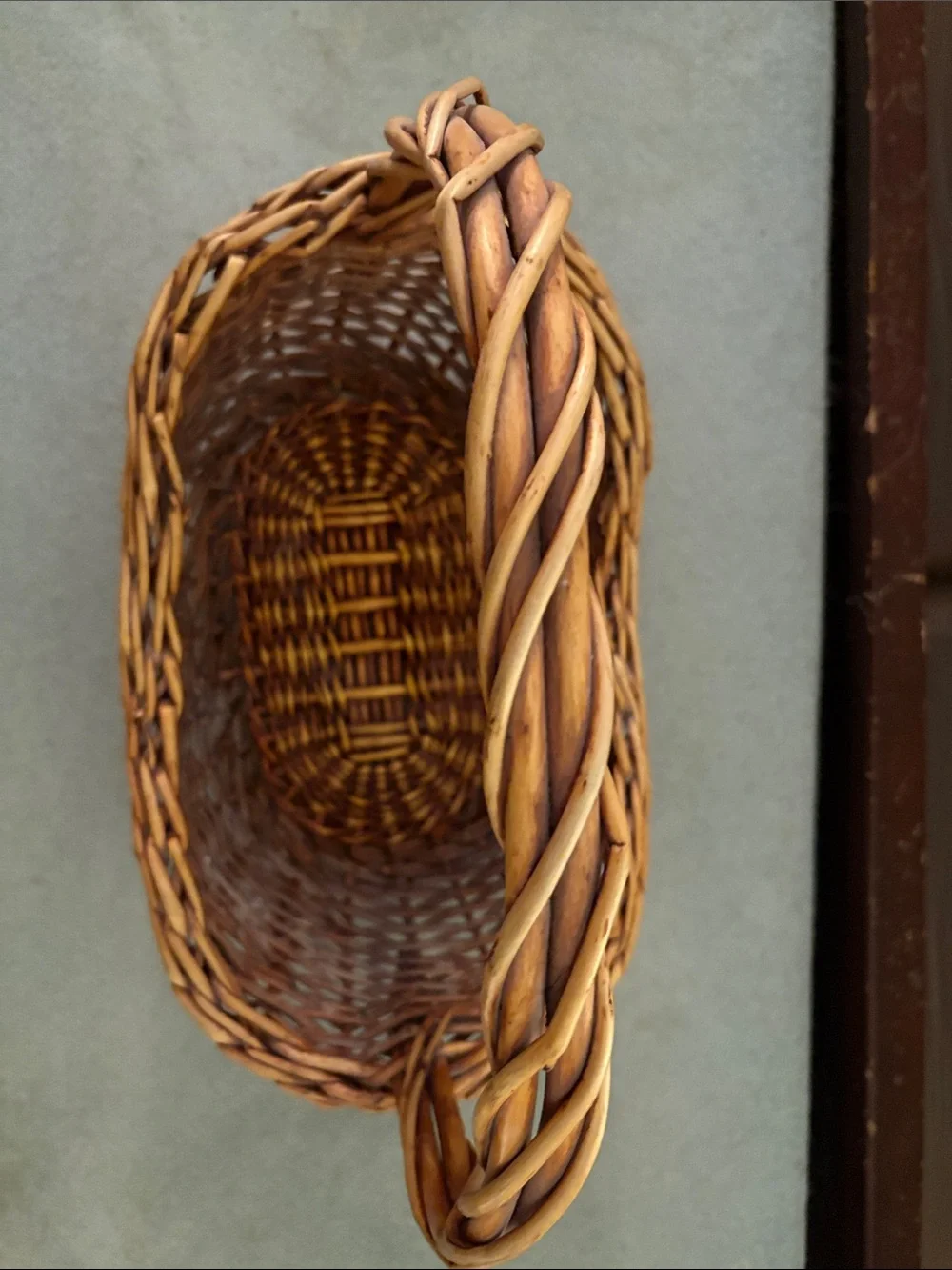 Woven Round Handle Basket - Natural Brown 14x8” Make an offer!