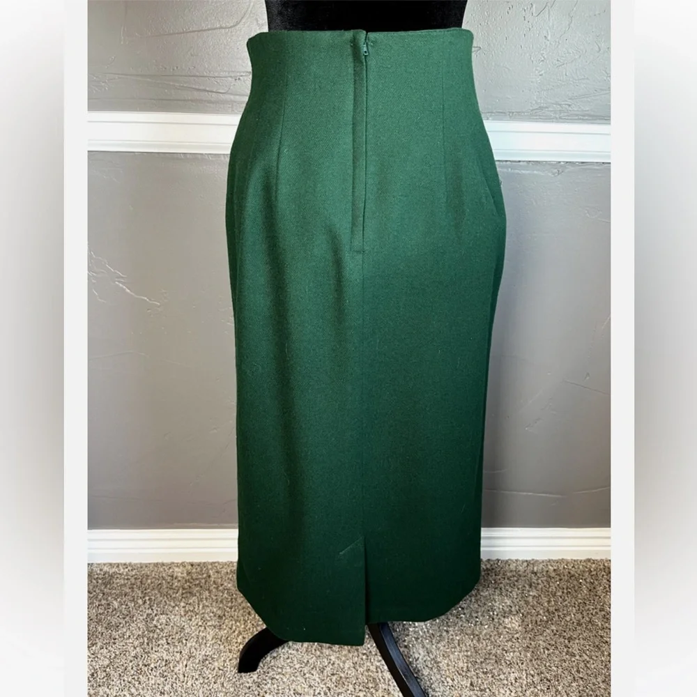 Vintage chic pencil