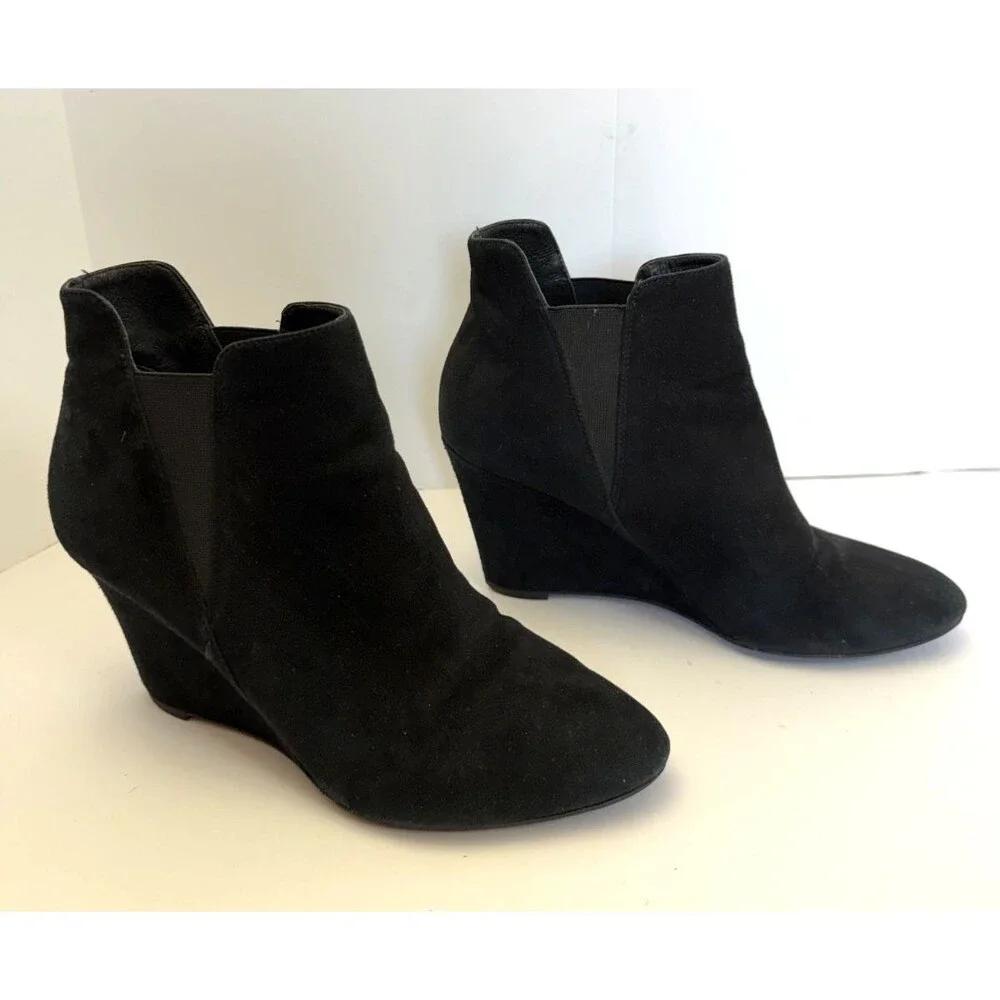 Via Spiga Women's Kenzie Black Suede Wedge Bootie Sz 7M