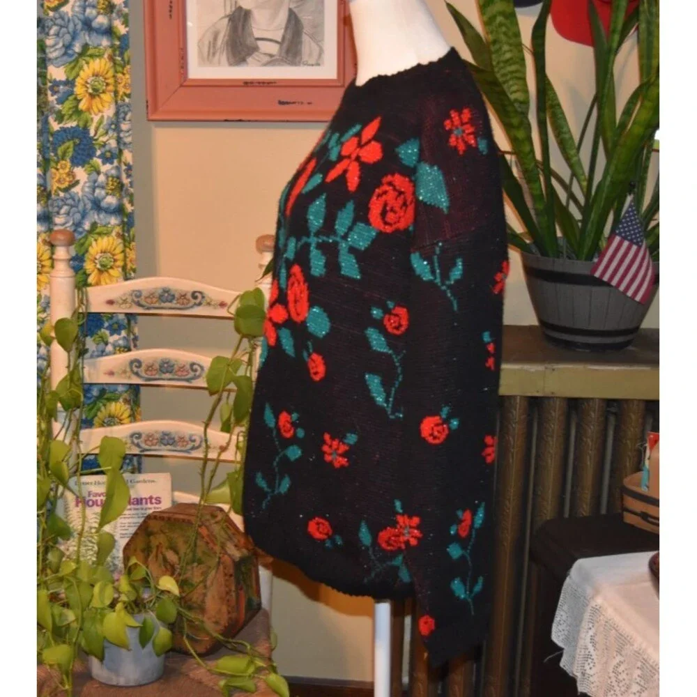 Vintage 80s Village Fair Rose/Floral Sweater Metallic Womens Retro Black USA M