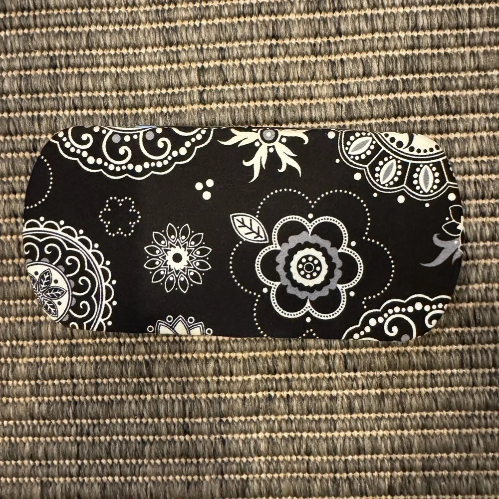 thirty-one includes slots chic