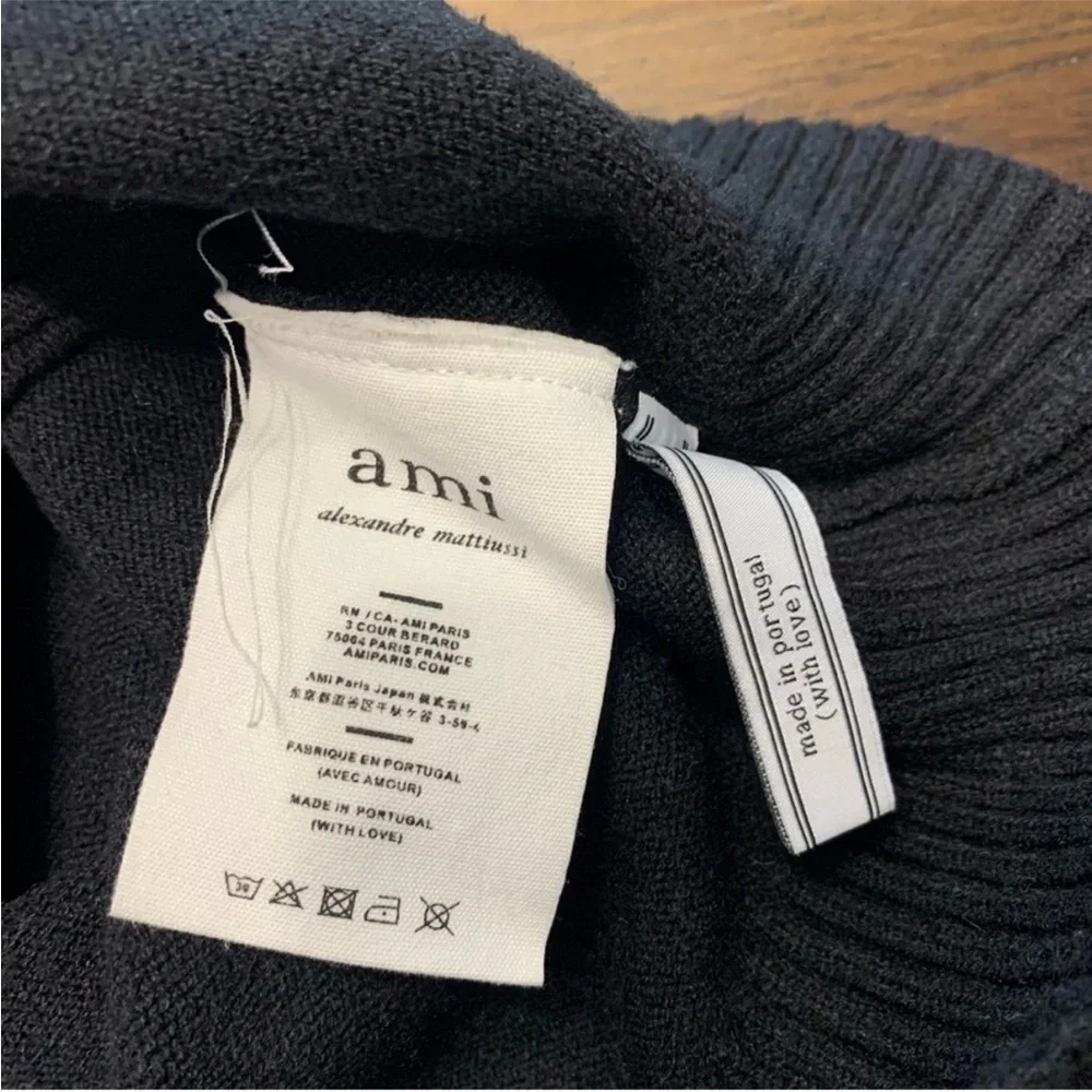 Ami Paris Black Sweater Size Large EUC