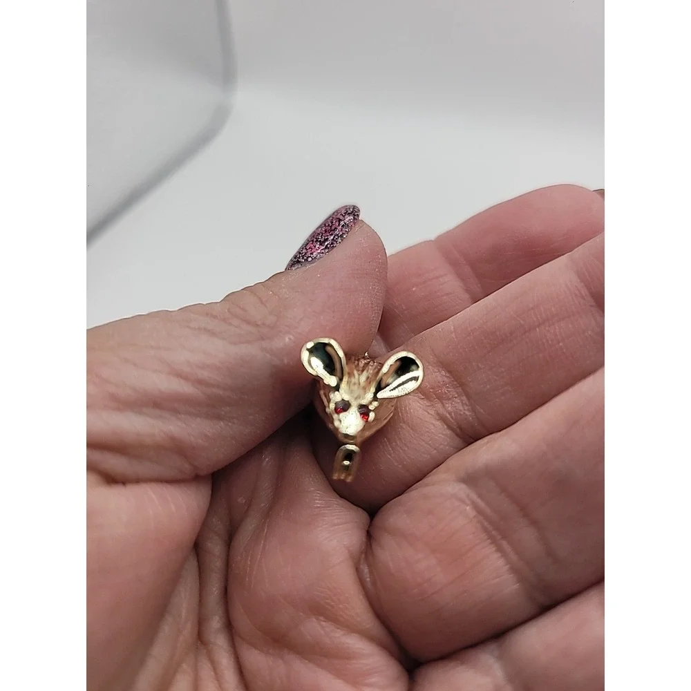 Vintage Gold Tone Mouse Brooch Pin Red Rhinestone Eyes Cute Figural Animal Jewel