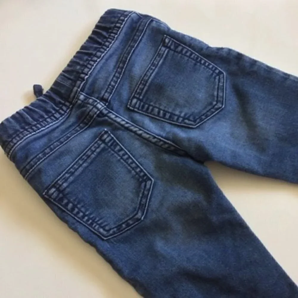 GAP baby pull