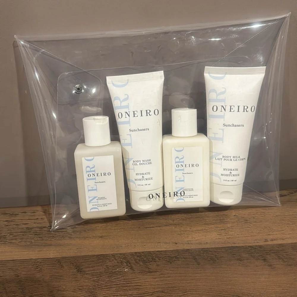 Oneiro Set of 4 With Case
