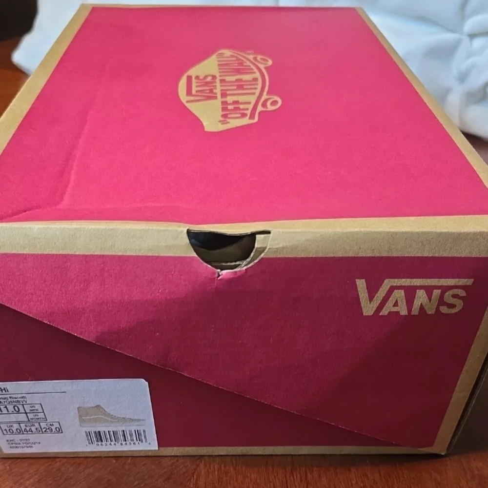 Vans step out