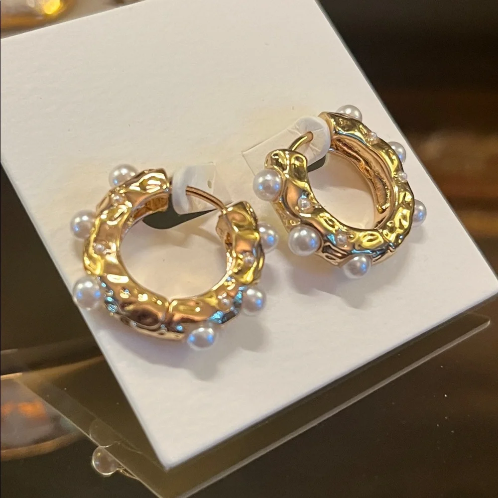 Chunky Mini Pearl Hoop Earrings
