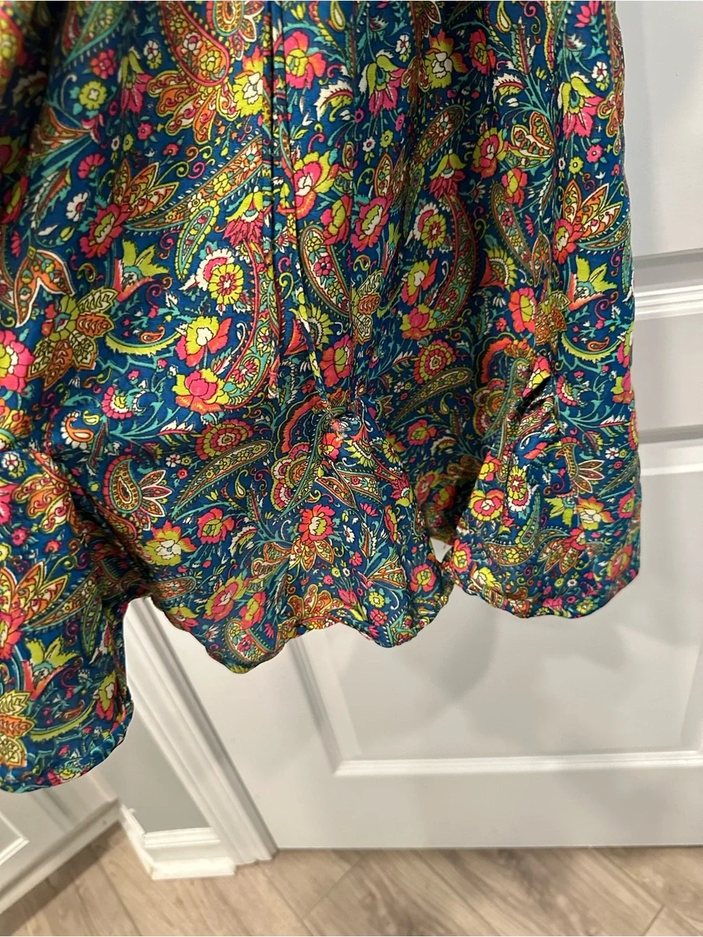 Swarna Greece Deep V-Neck Midi Dress in Multicolor Paisley Art. Silk 100%