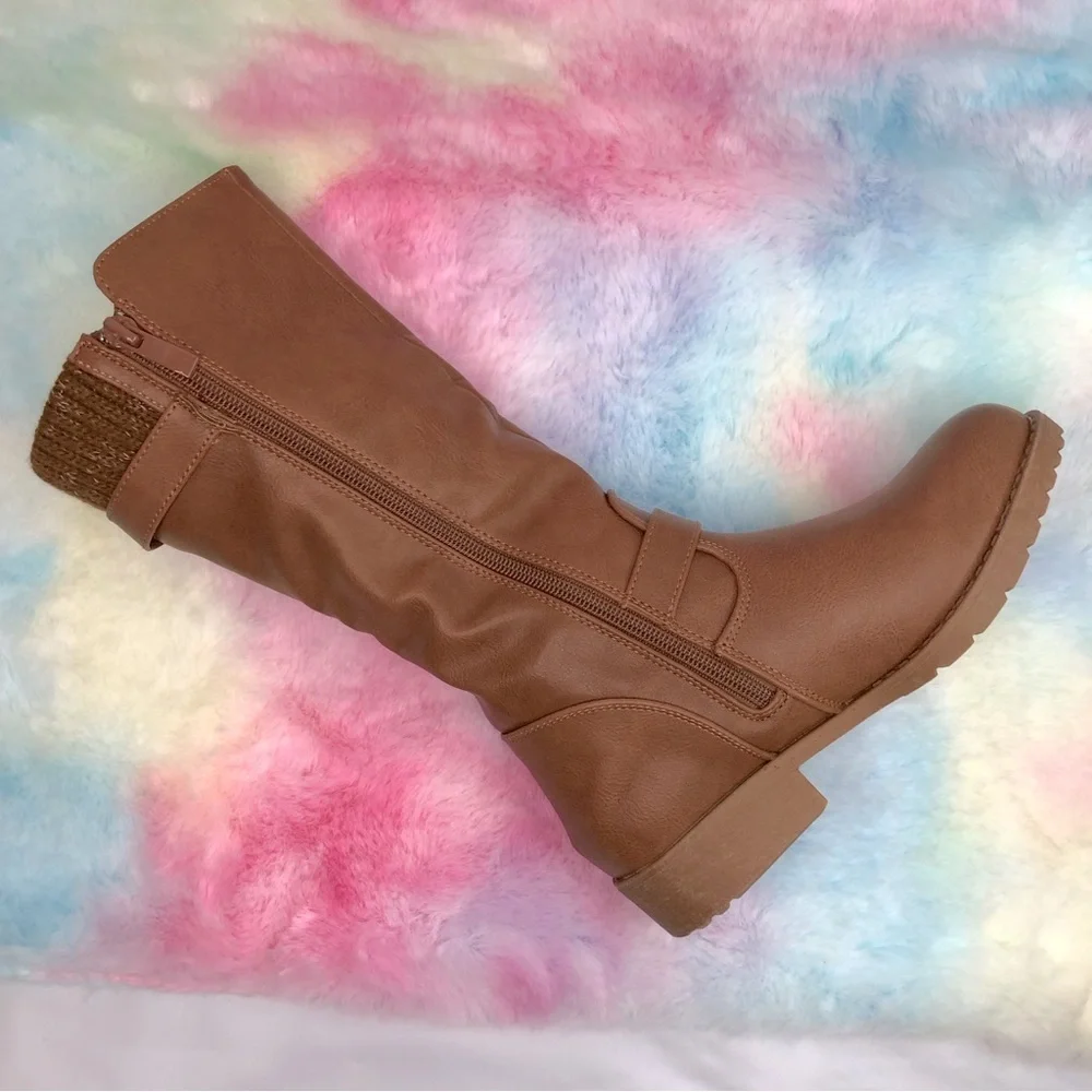 Lucky Top please approximately heel