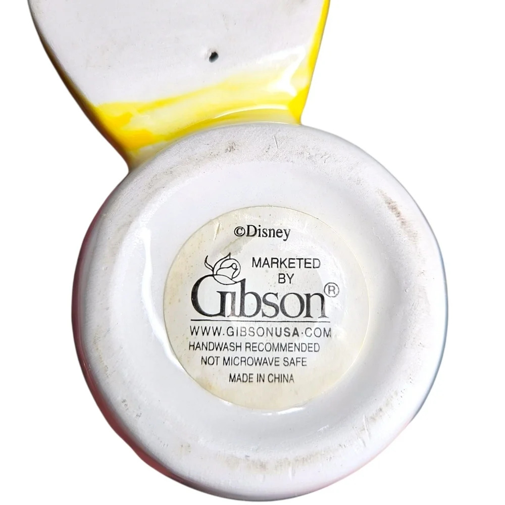 Disneyana Collectible Mickey Mouse Salt & Pepper Shaker Set Gibson Retro Pie Eye