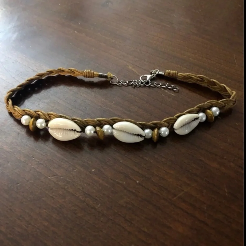 Cowrie Shell & Faux Pearl Choker Necklace