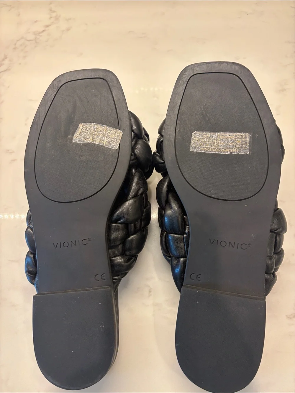 Vionic comfortable slide
