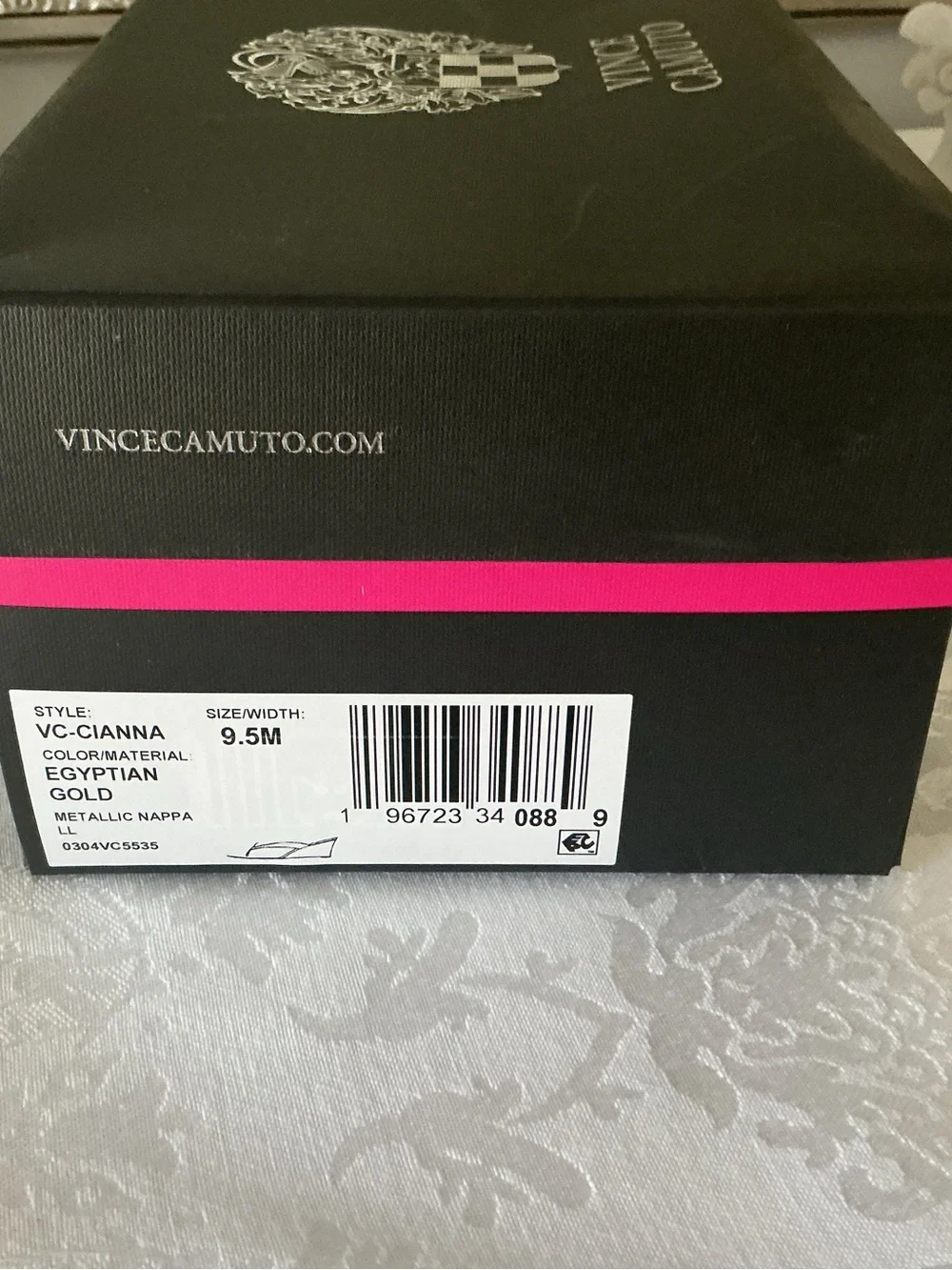 Vince Camuto sleek square