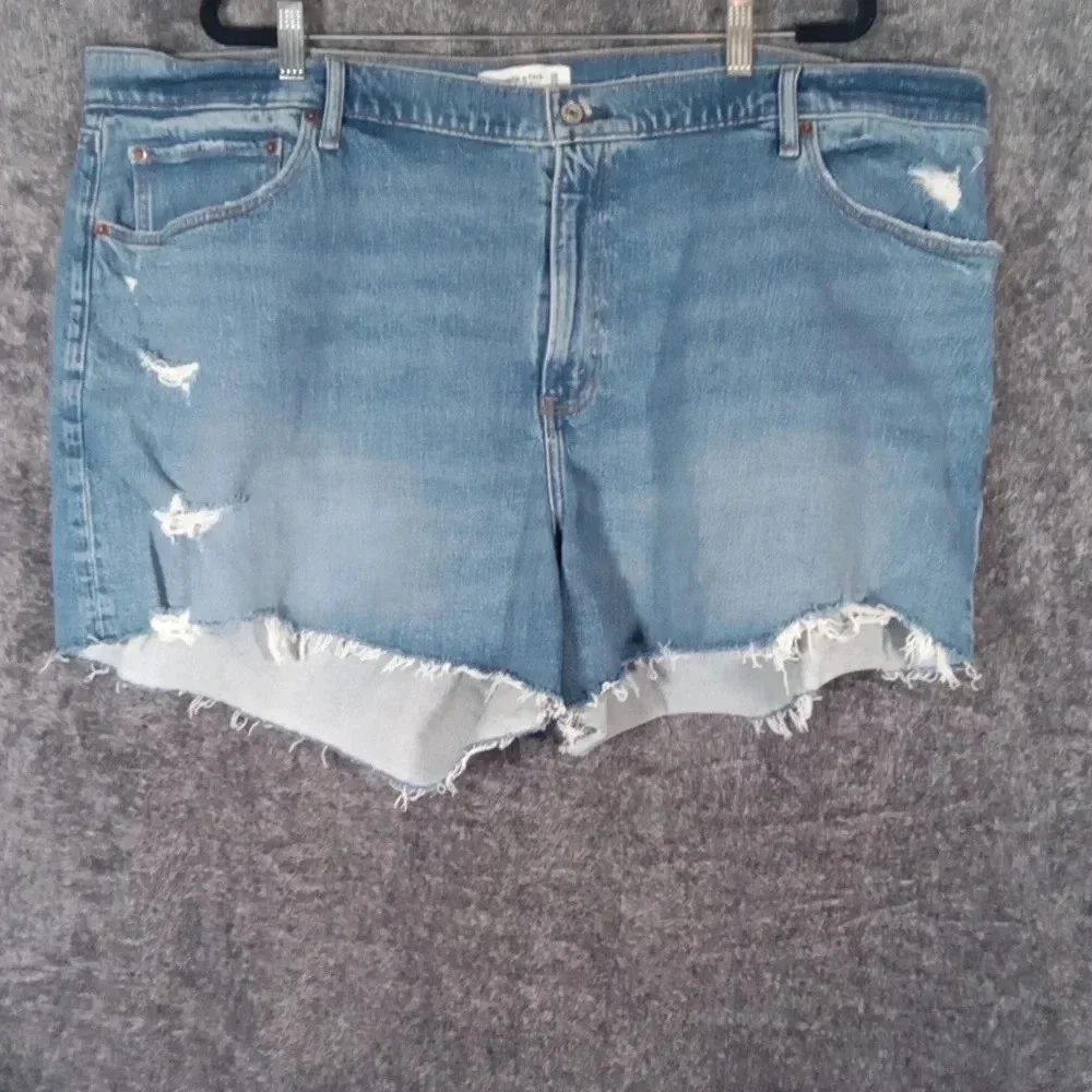 Abercrombie & Fitch curve love