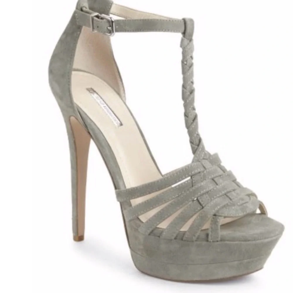 BCBG Generation Light Green Suede High Heeled Sandals Size 9