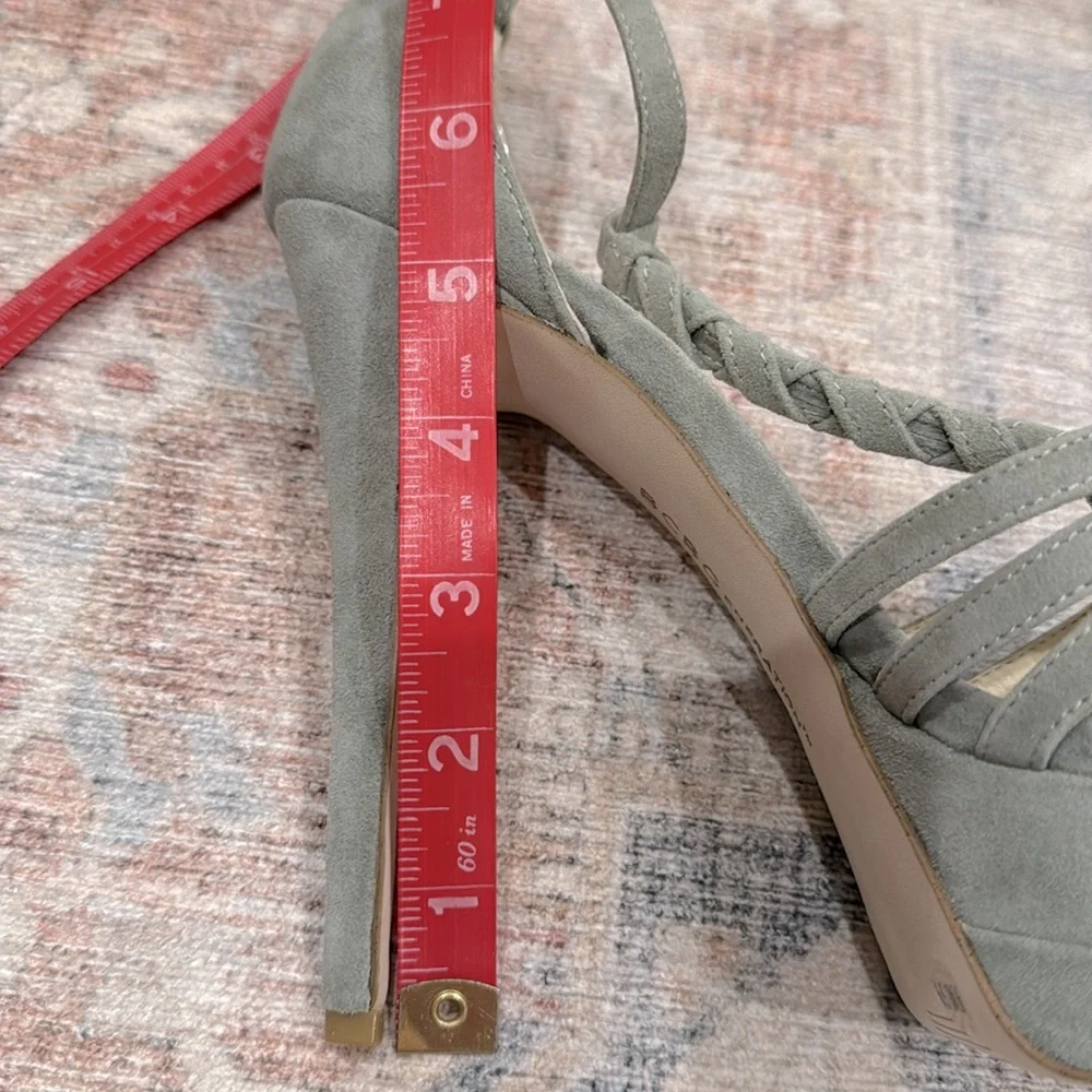 BCBGeneration never worn