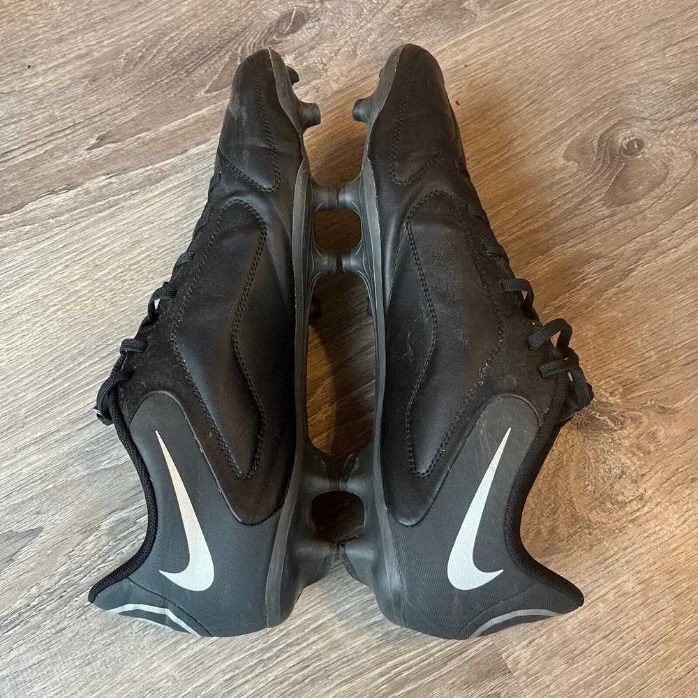 Nike Tiempo Legend‎ 9 Soccer Cleats Football Black Silver Mens 13 UK 12 EU 47.5