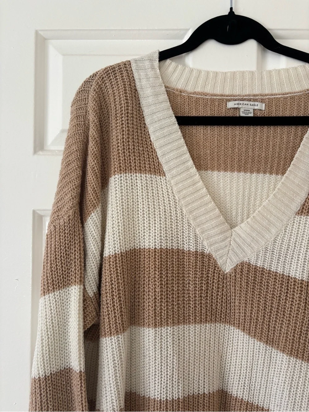 American Eagle Outfitters Wide-Stripe V-Neck Sweater in Cream and Tan - Size M