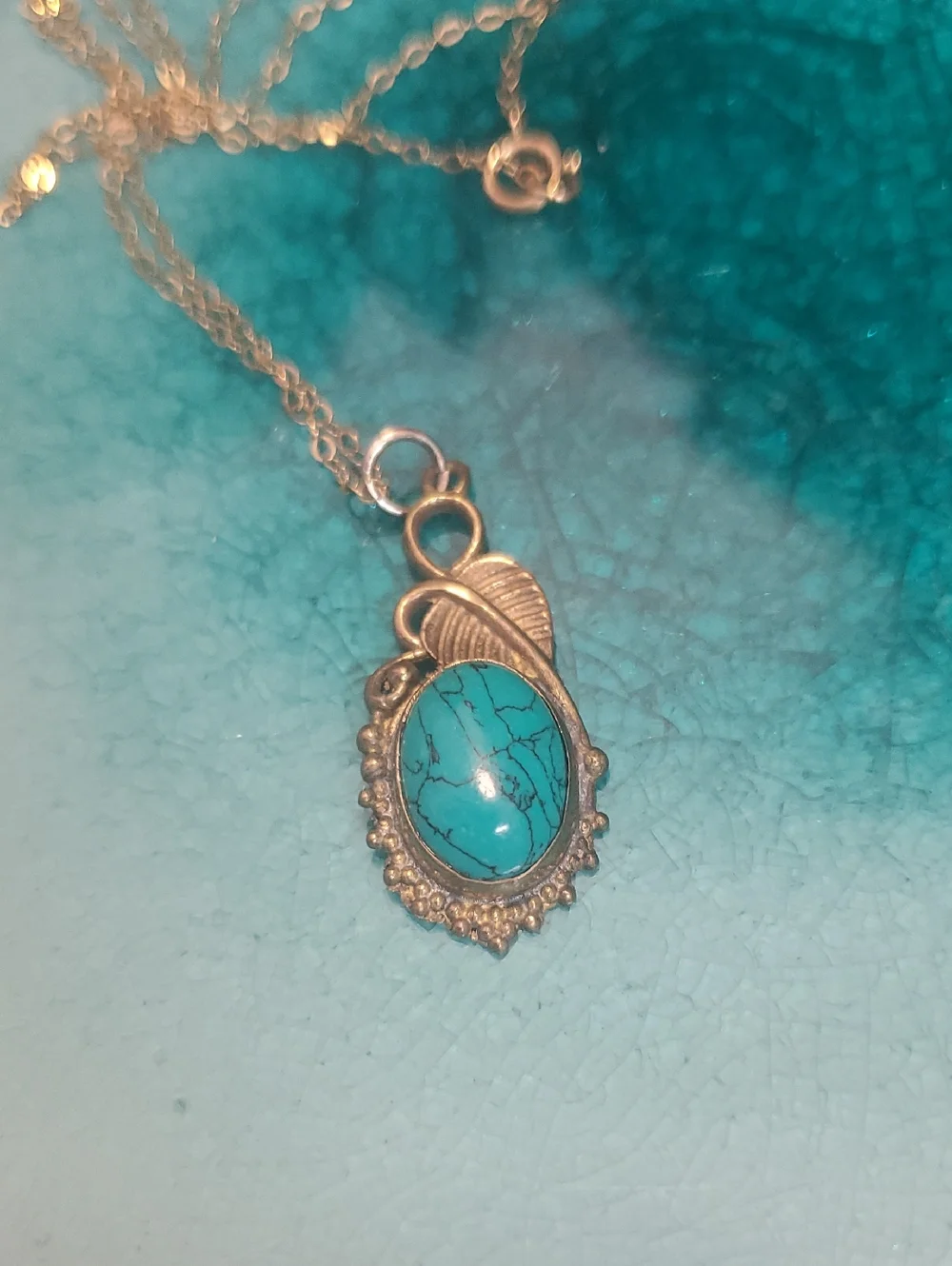 Turquoise Stone Pendant Necklace - Gold Tone - D