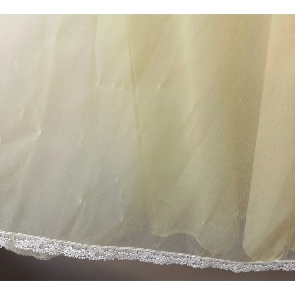 Vintage Warners Yellow Lace Babydoll Nightgown 32 USA 60s 70s Sheer Lingerie