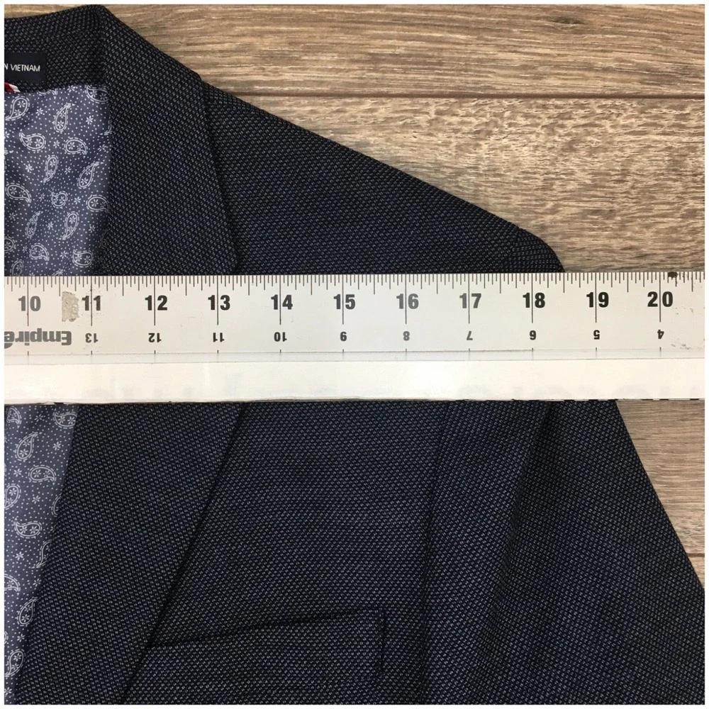Tommy Hilfiger ahead 👉brand