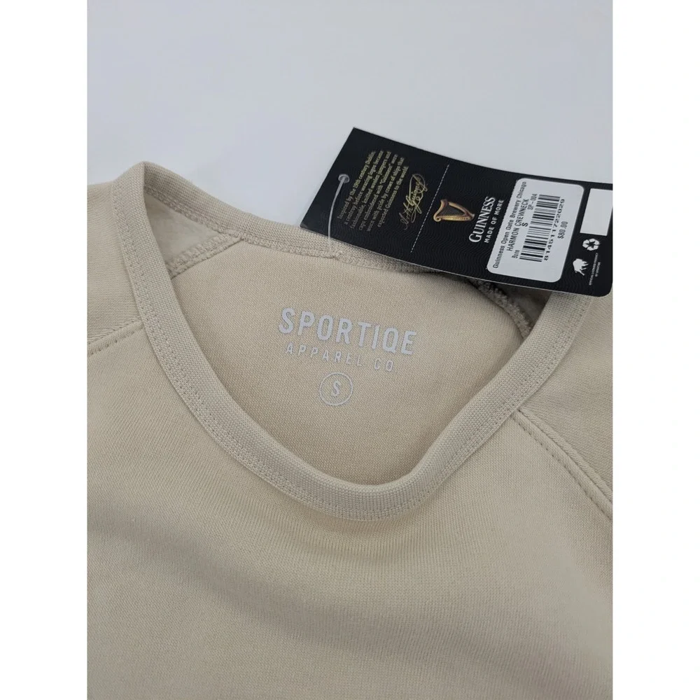 Chicago‎ Stars Crewneck Guinness Open Gate Brewery Size XS Fleece Beige