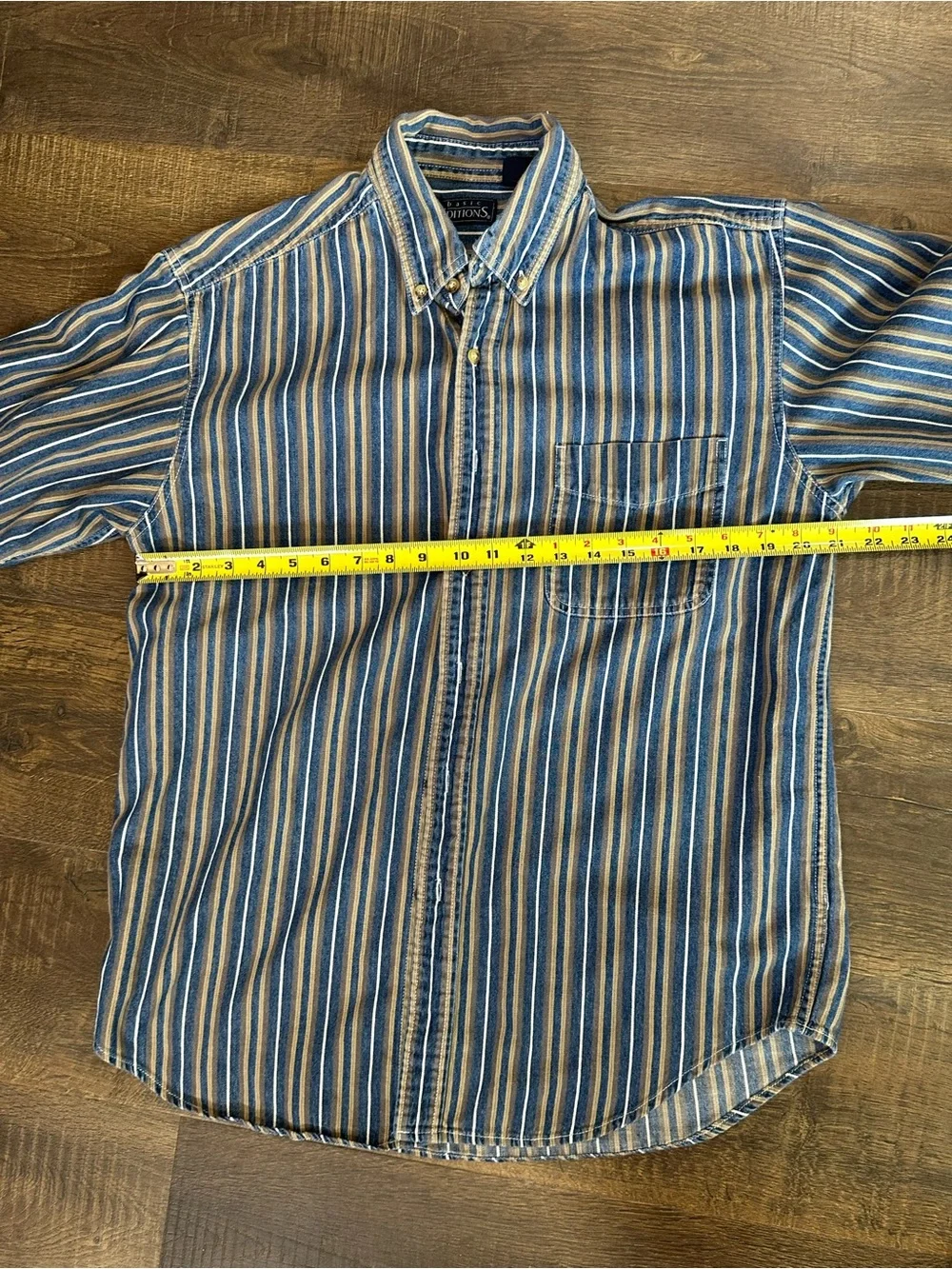 Basic Editions Men’s Striped Button Down Shirt Medium Blue Tan 100% Cotton