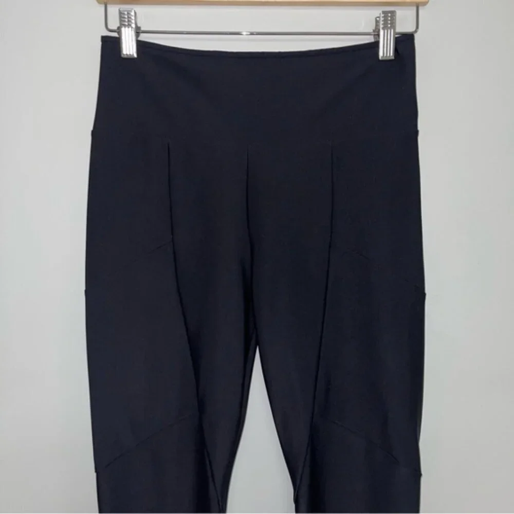 Athleta stellar city