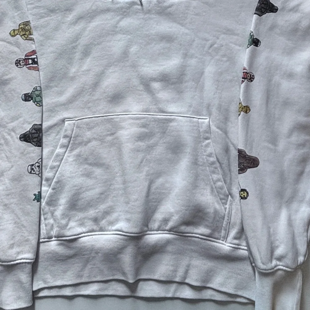 H&M sweater color