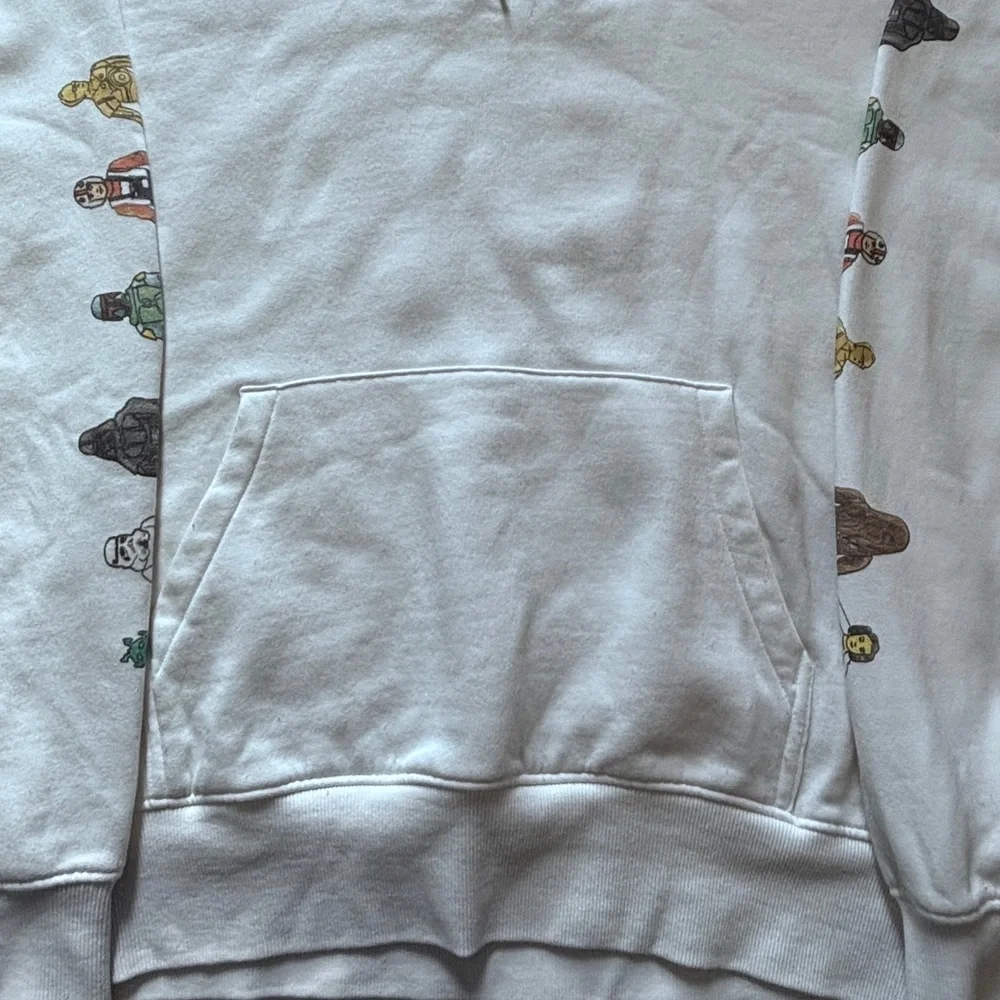 H&M sweater color