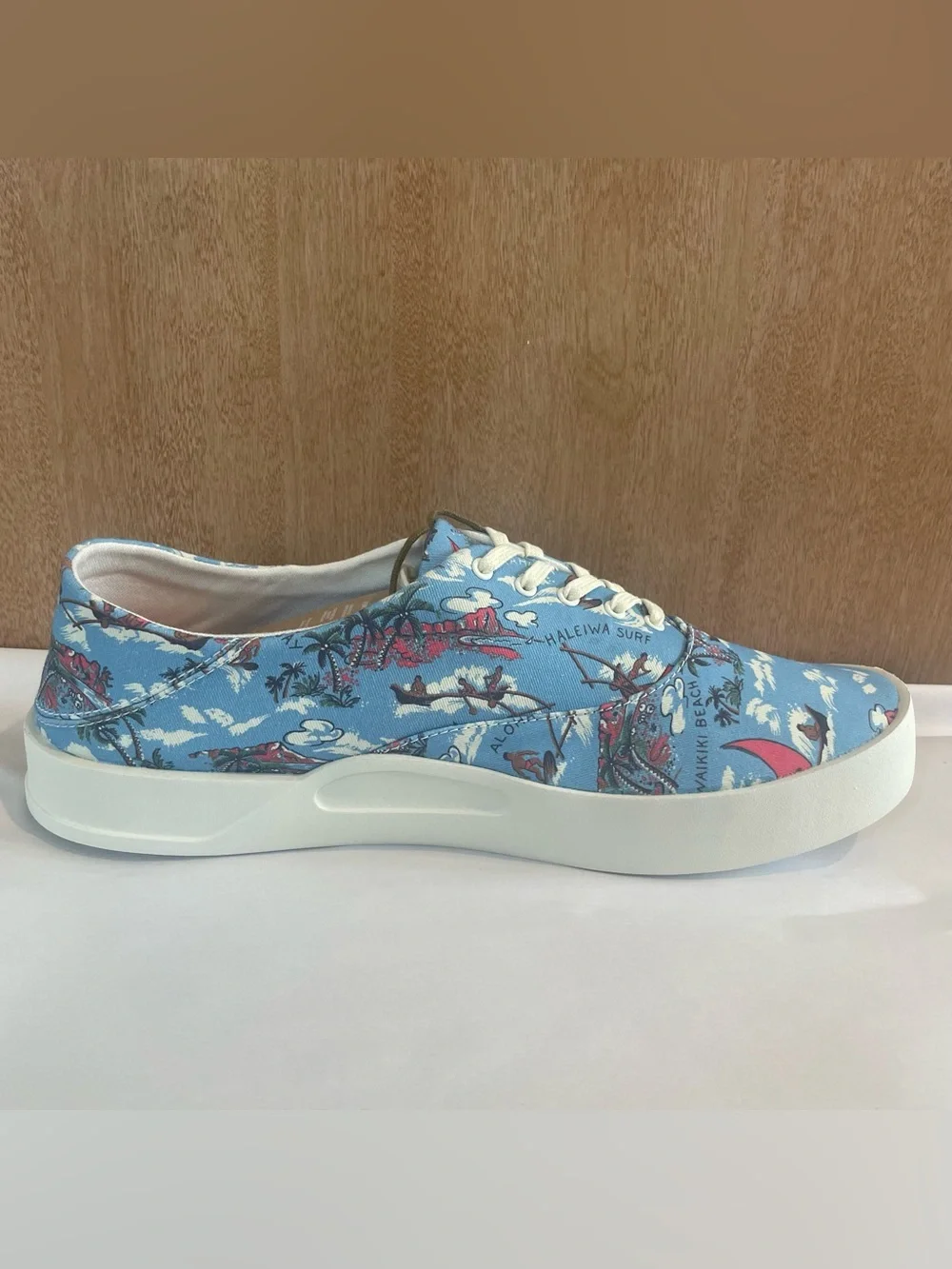 OluKai hawaii kahala