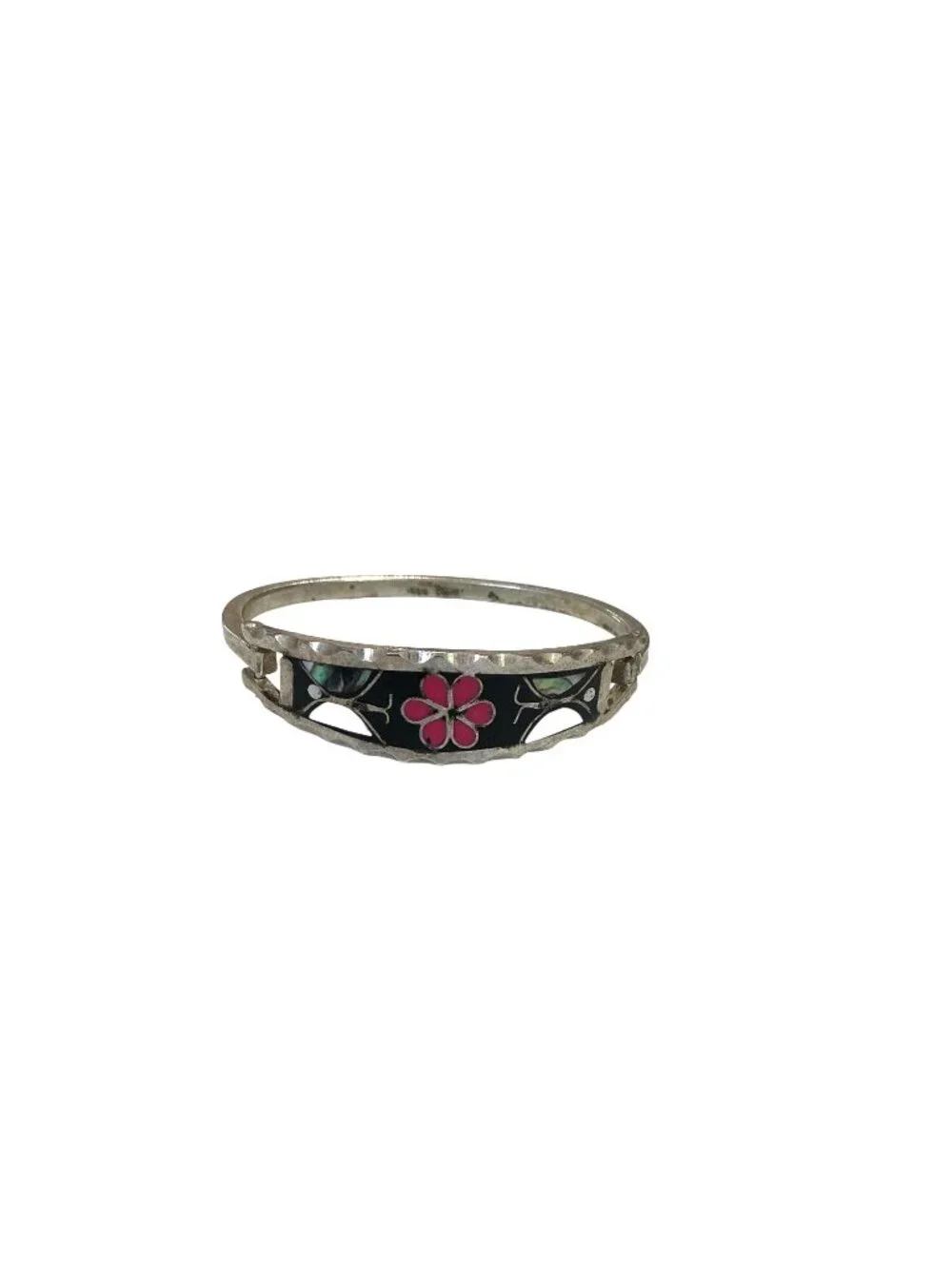 925 Sterling Silver exuding colors