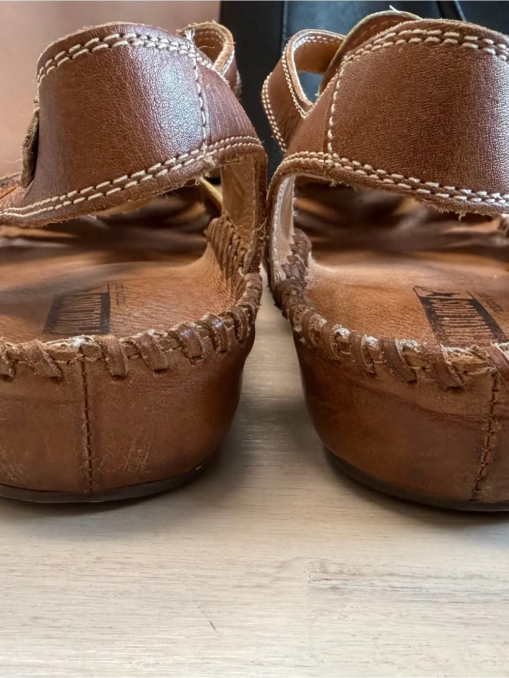 PIKOLINOS handcrafted leather