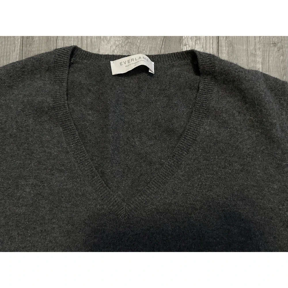 Everlane has holes