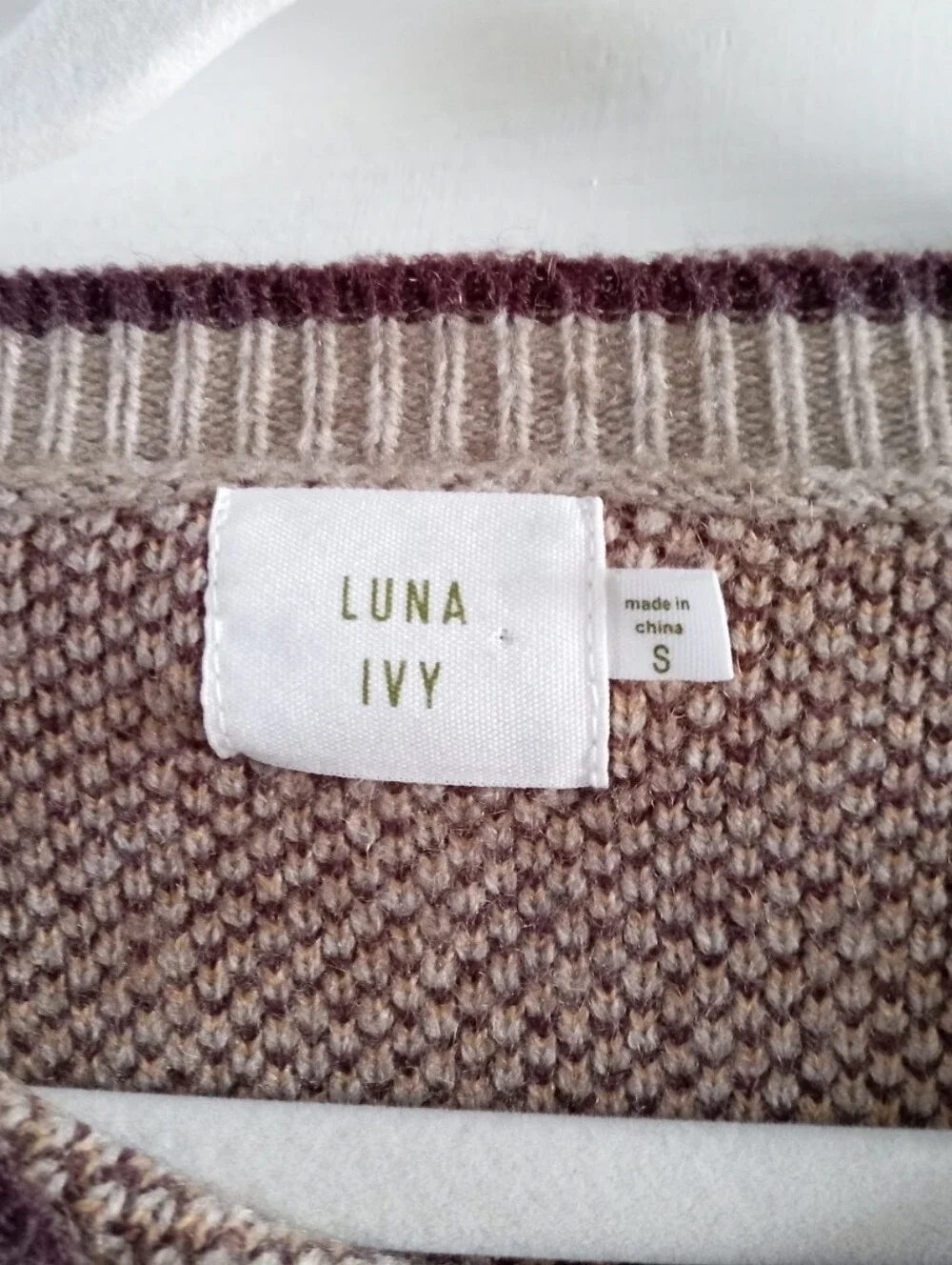 Luna Ivy taupe horse print cropped sweater with subtle ribbed trim
