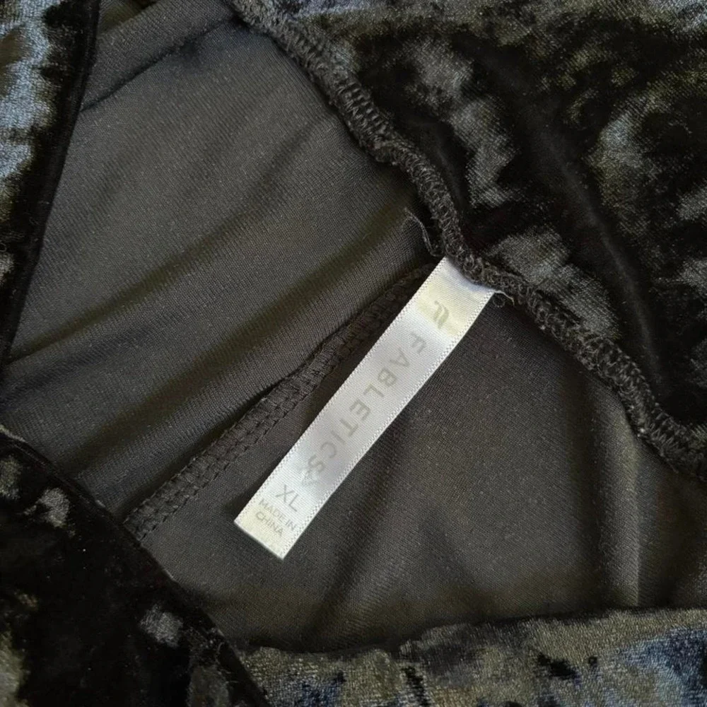 Fabletics black velvet
