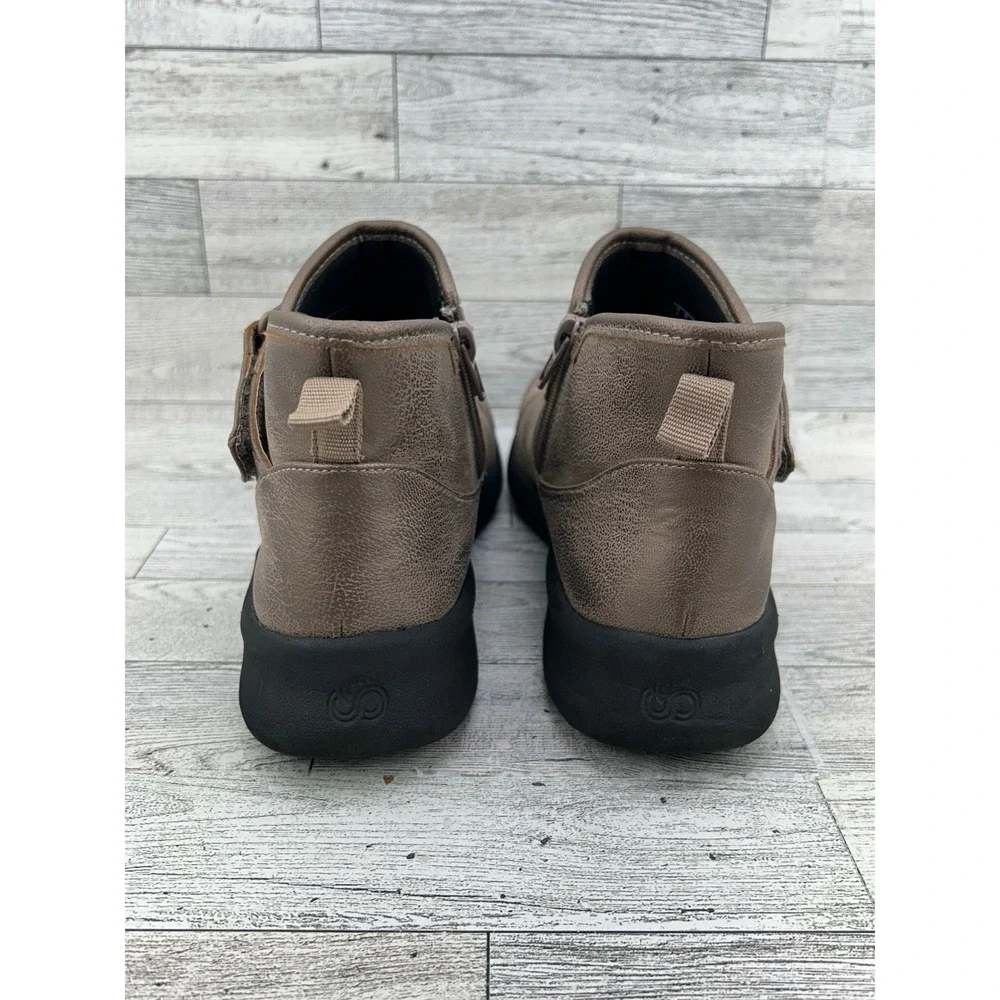 Clarks cloudsteppers ankle