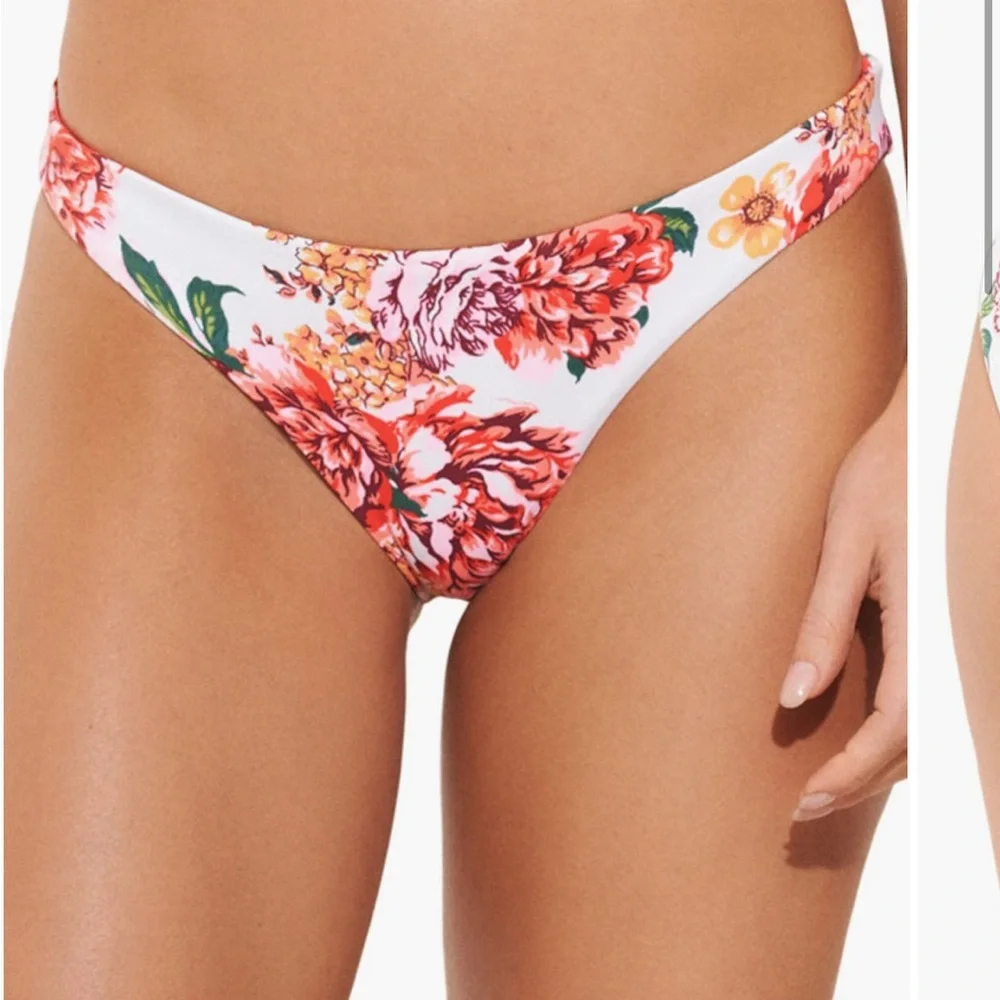 NWT Sz 3XL- Maaji Carnation Flirt bottom