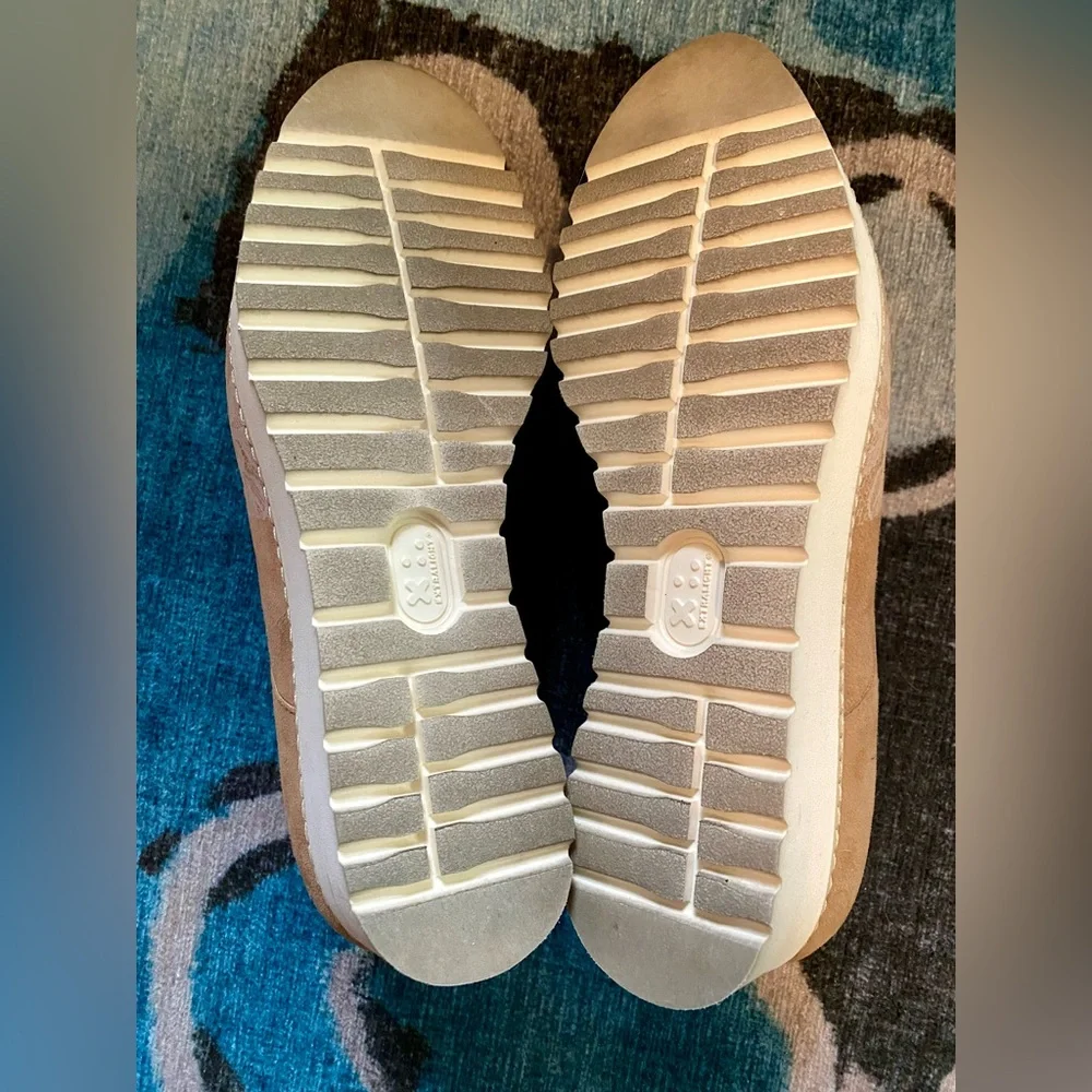 EUC Anthropologie LUCA GROSSI Barclay Platform Oxfords. Tan Suede. Made in Italy