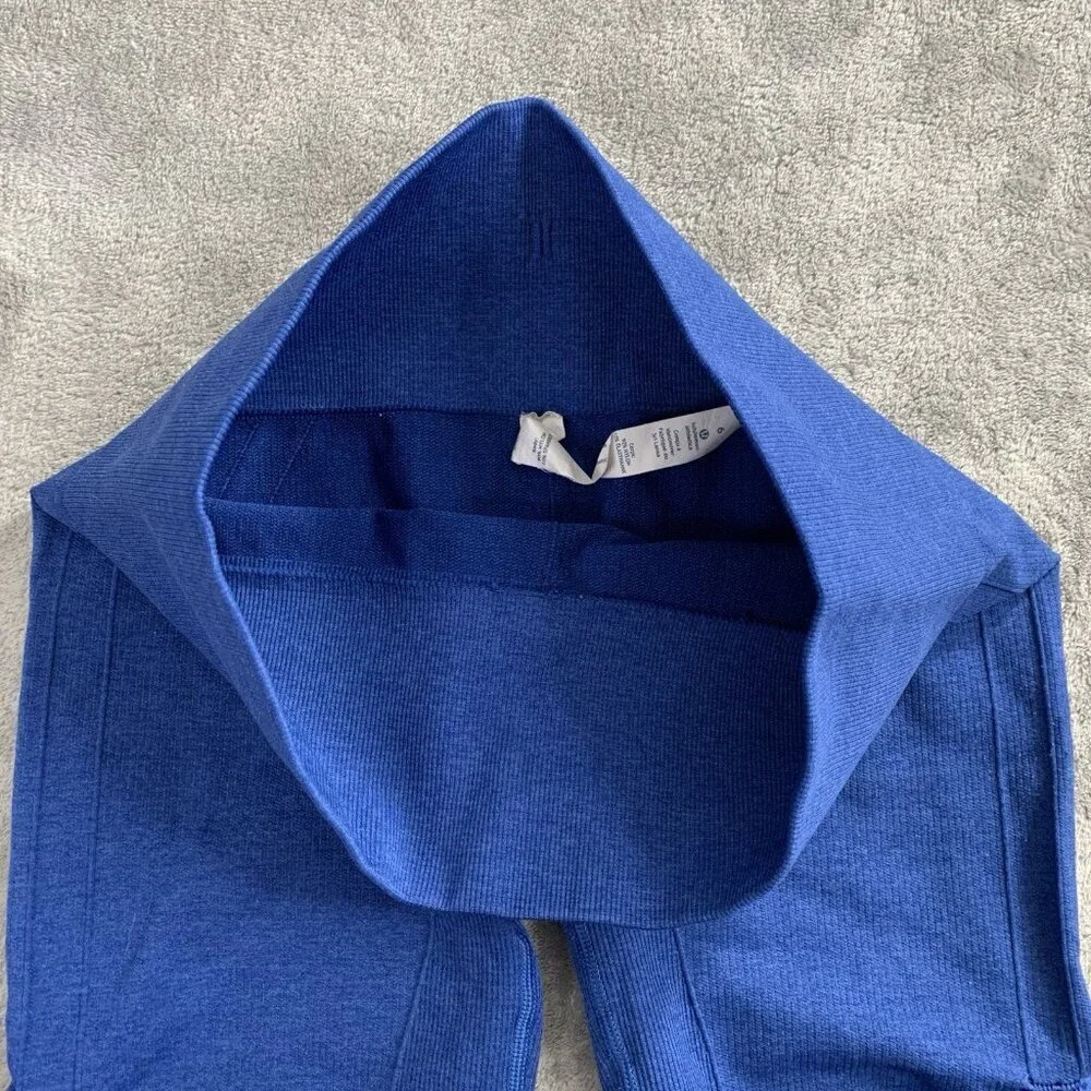 lululemon athletica both trendy