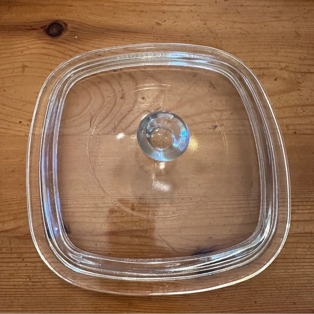 Vintage CorningWare dish 1 1/2 quart casserole dish from the 