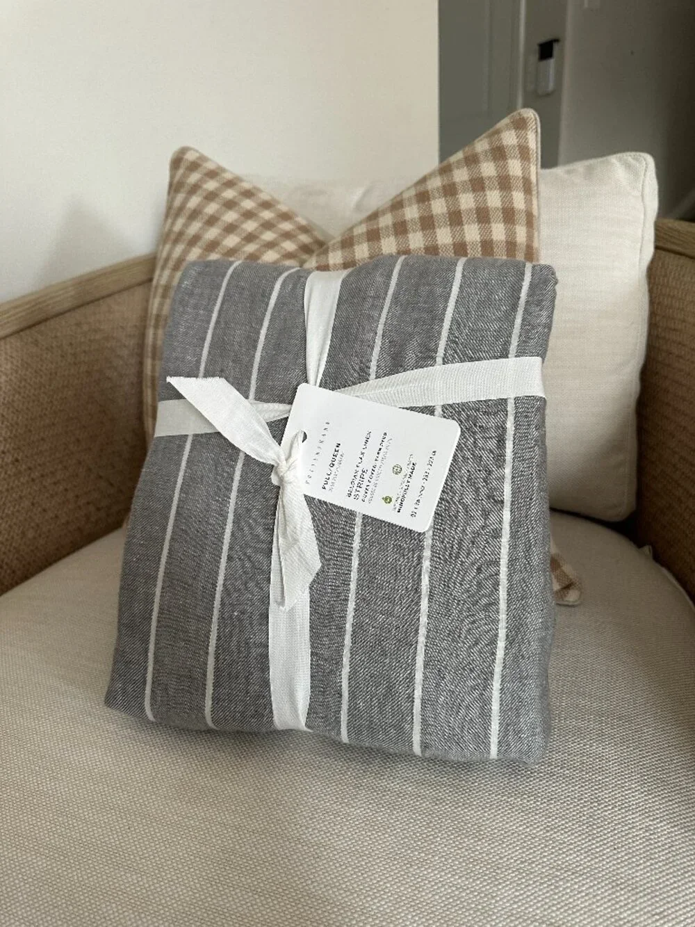 Pottery Barn Belgian Flax Linen Striped Duvet Cover in Grey Size Queen NWT