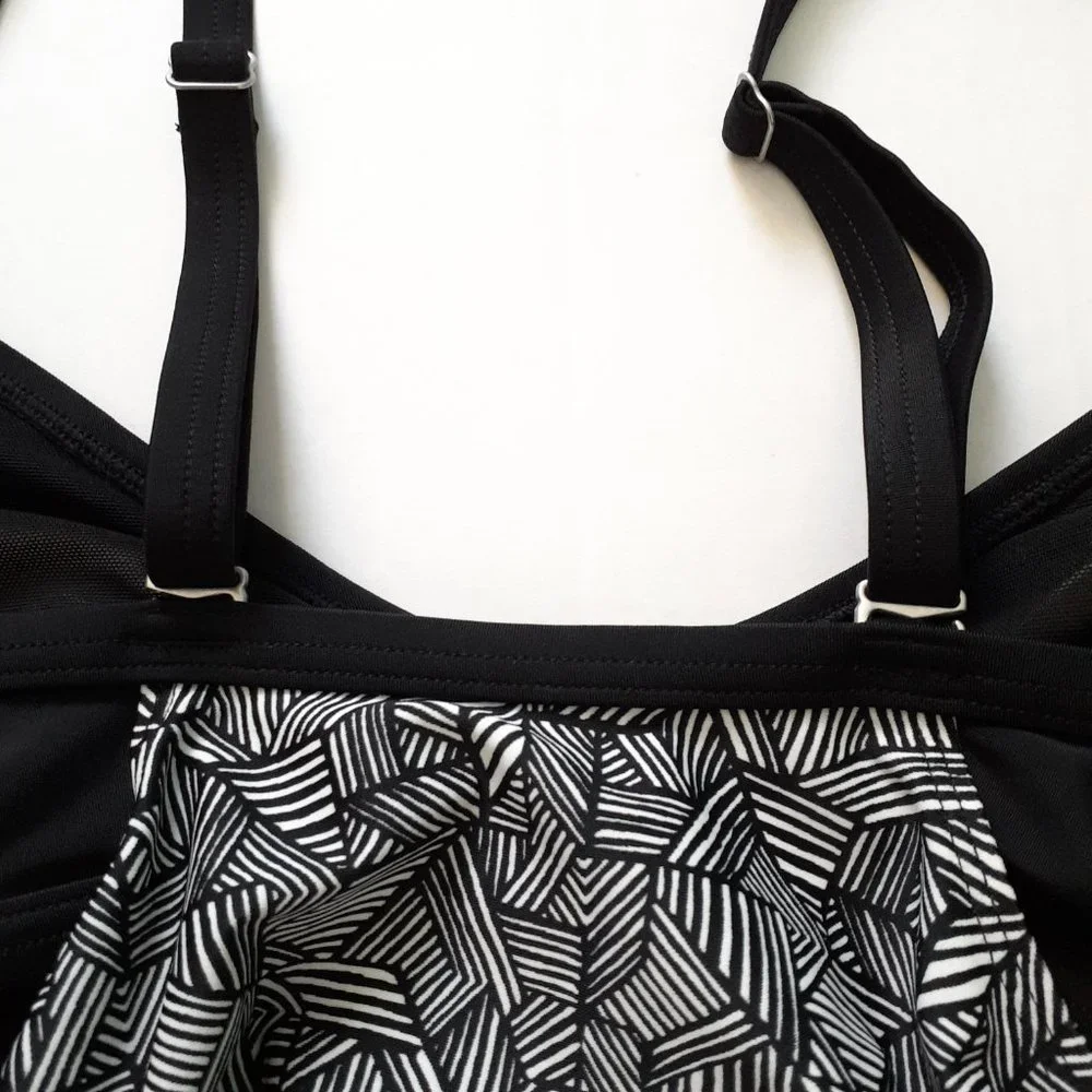 Athleta Laguna Side Scrunch Tankini Top Black & White Size 34D/DD