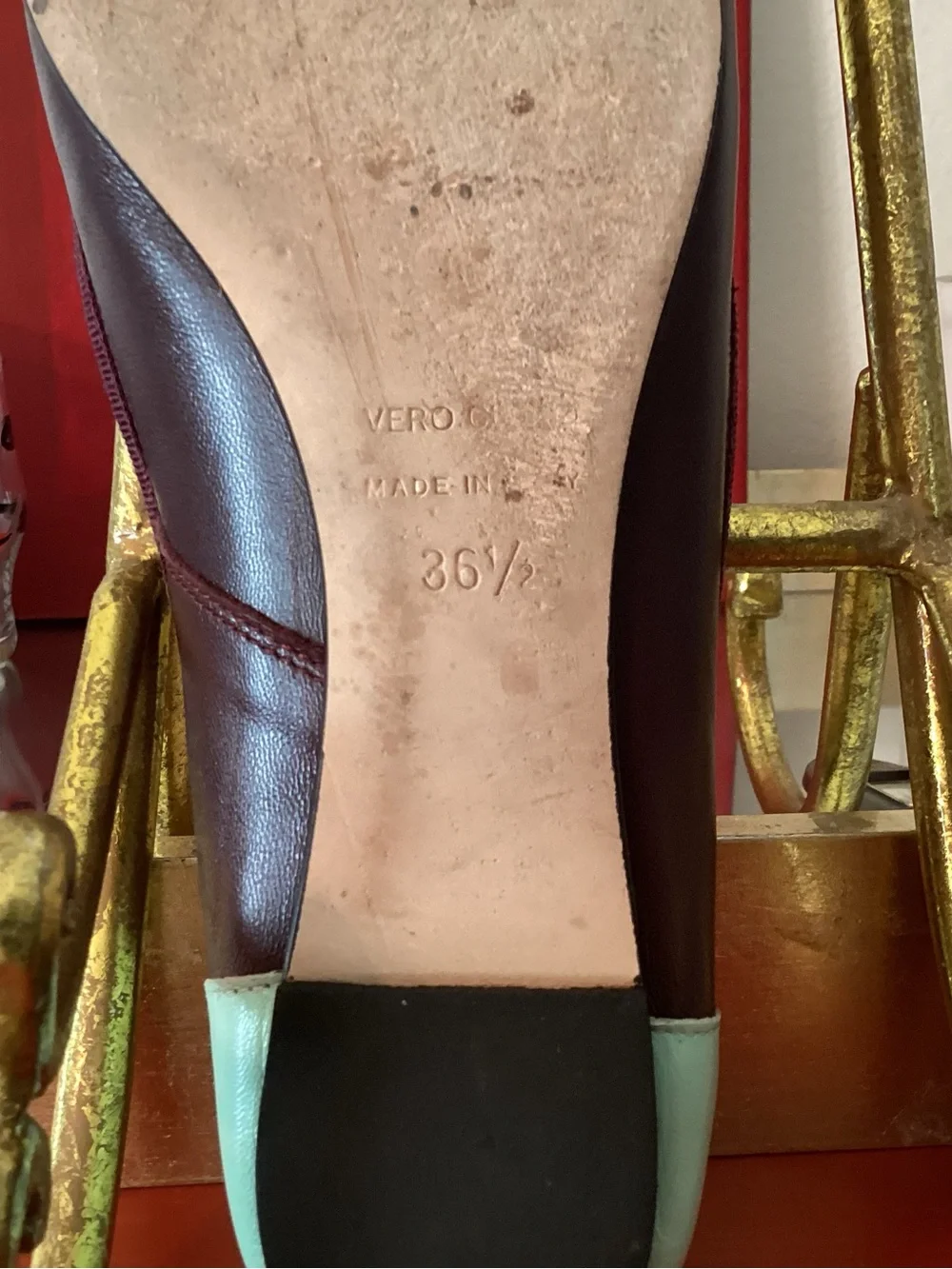 Barneys New York CO-OP flats leather round