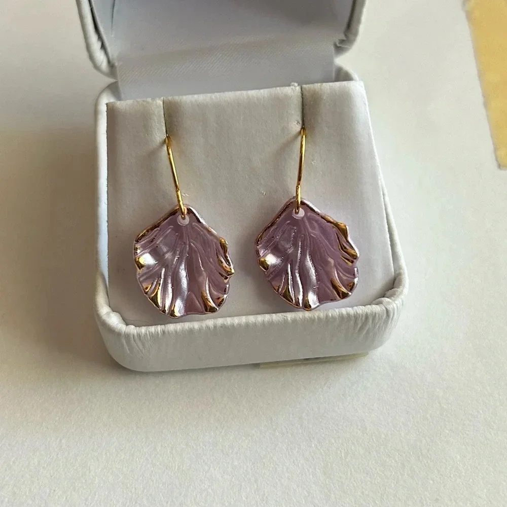 3/$20 Lilac Purple Gold Tone Faux Sea Shell Ocean Beach Dandle Earrings