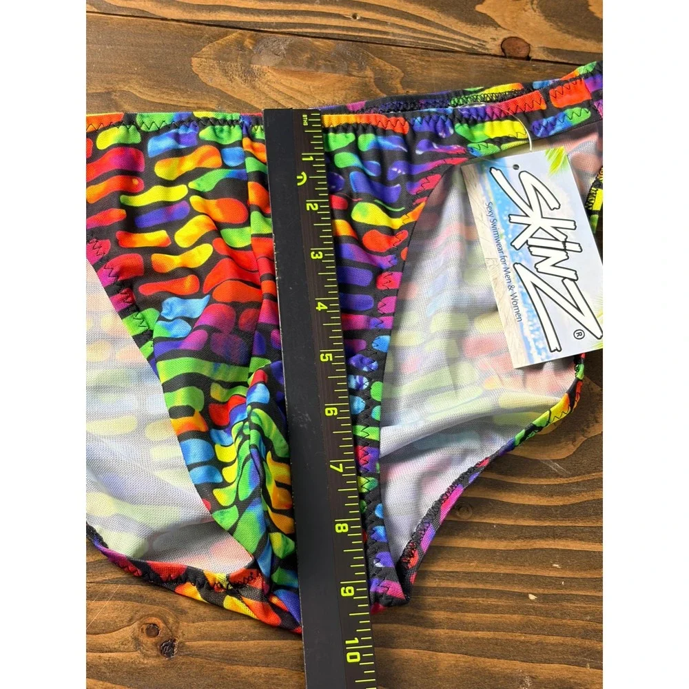 Uv Skinz details brand