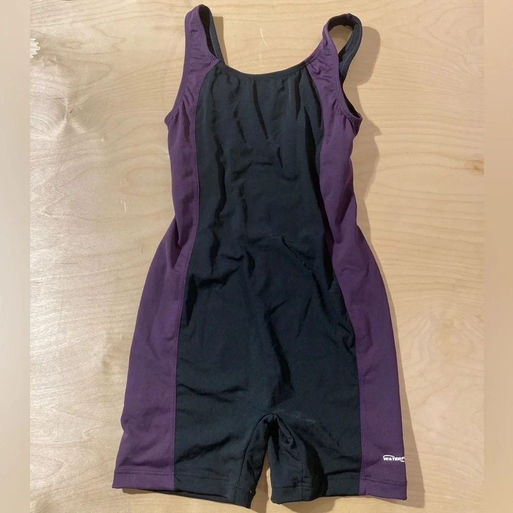 Water Pro Women's Black and Purple One Piece Swimsuit 12 (OM)