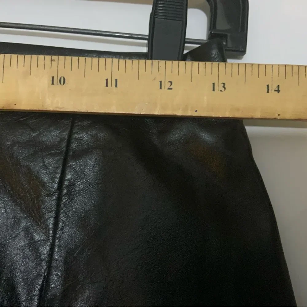 Vintage The GAP genuine leather skirt size 1