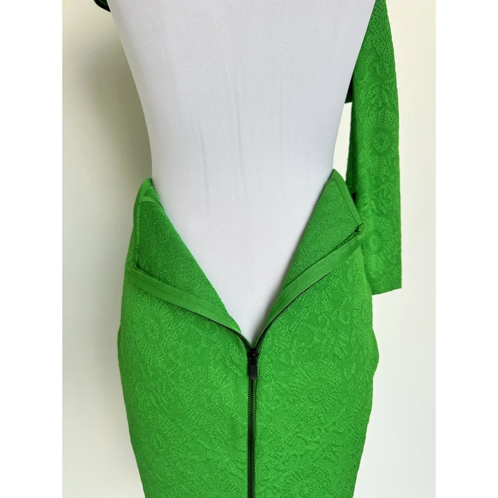 RET $2500 Paula Hian Green Skirt and Asymmetrical Jacket 2pc Set Size Small